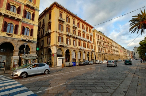 Alquiler de coches en Cagliari, Italia