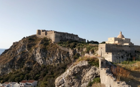 Alquiler de coches en Milazzo, Italia